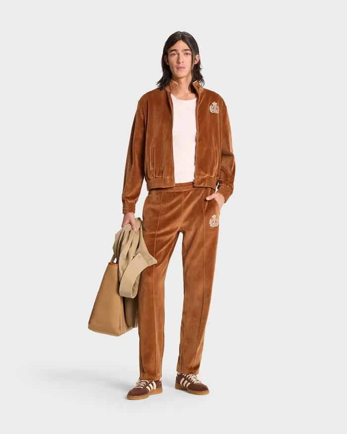 Sweatpants Men Sporty and Rich NY Crest Velour Track Pant 8211 TobaccoCream