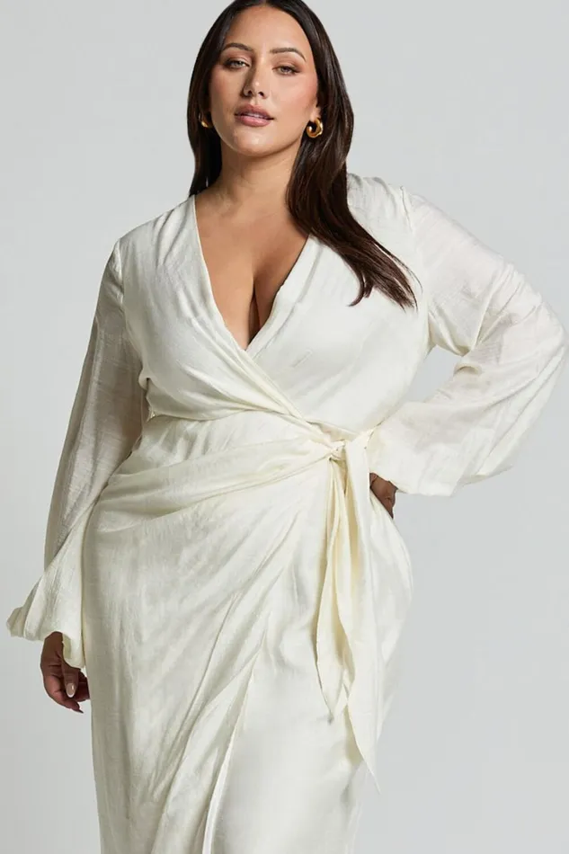Taylor Midi Dress 8211 Long Sleeve Wrap Dress In White Women Showpo Curve Clothes