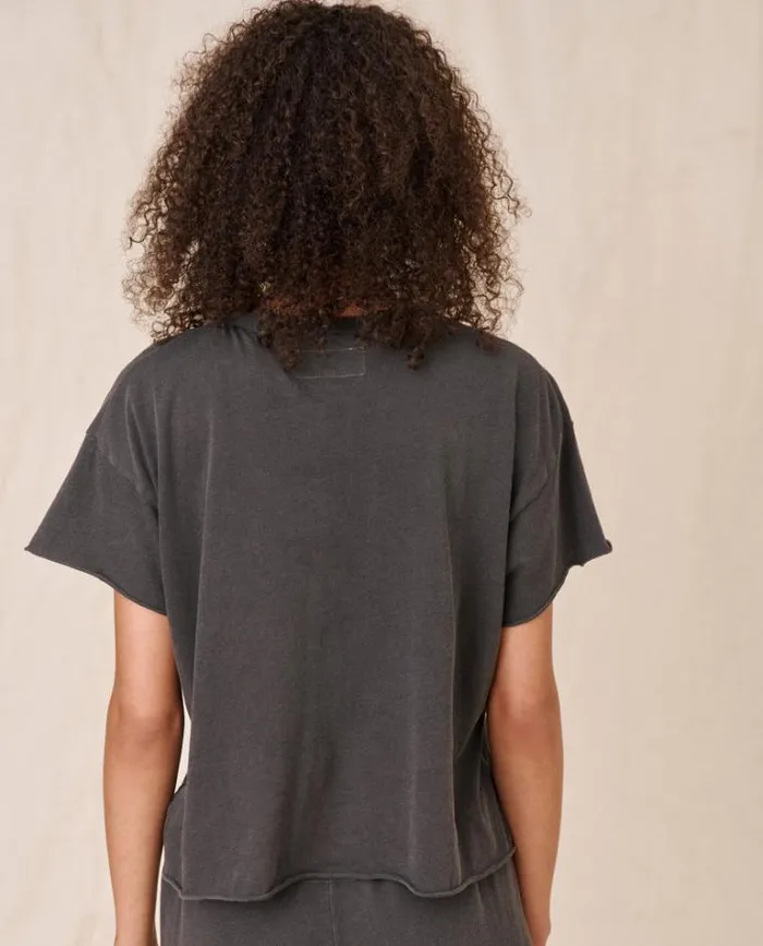 Tops Women039s The Great The Crop Tee Washed Black