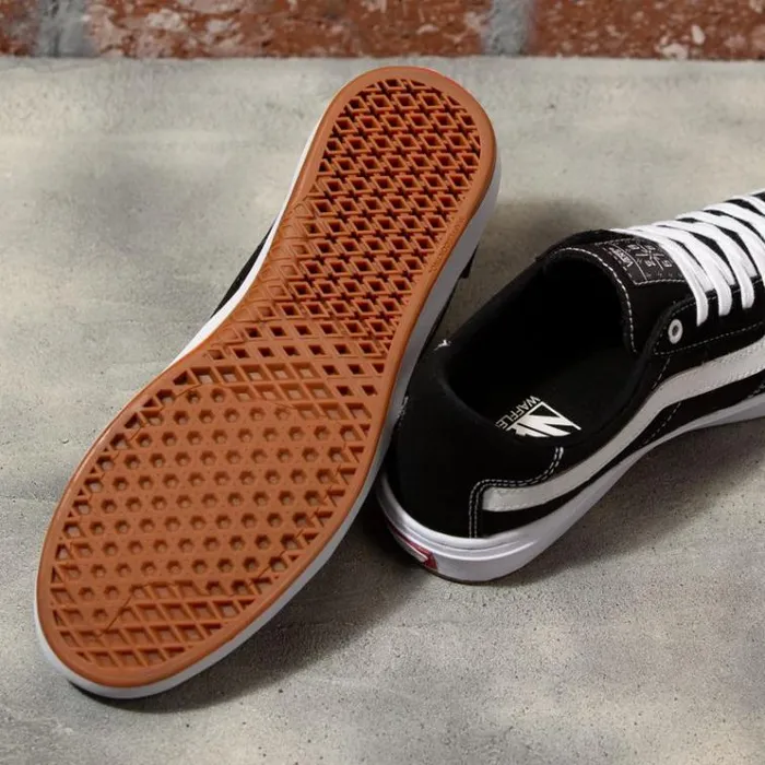 Vans Berle Pro BlackTrue White Mens Pro Skate Vans Berle Pro BlackTrue White Mens Pro Skate
