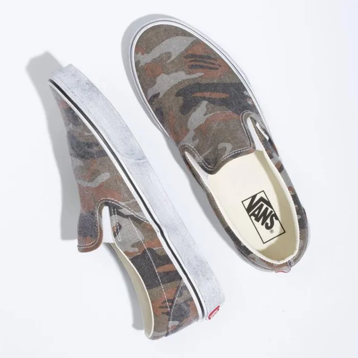 Vans Washed Classic SlipOn CamoTrue White MensWomens Classics Shoes Vans Washed Classic SlipOn CamoTrue White MensWomens Classics Shoes