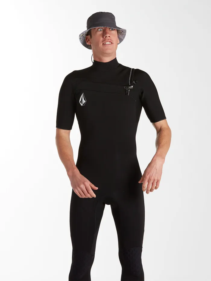 Volcom Rashguards Modulator 2mm Short Arm Chest Zip Wetsuit 8211 Black Black 8211 Mens