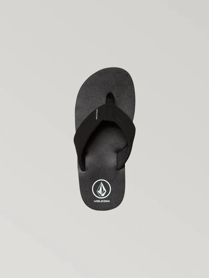 Volcom Sandals Big Boys Victor Sandal 8211 Black Black 8211 Boys