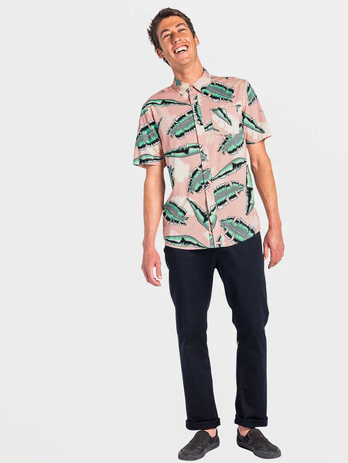 Volcom Shirts and Flannels Detoonator Short Sleeve 8211 Misty Rose Misty Rose 8211 Mens