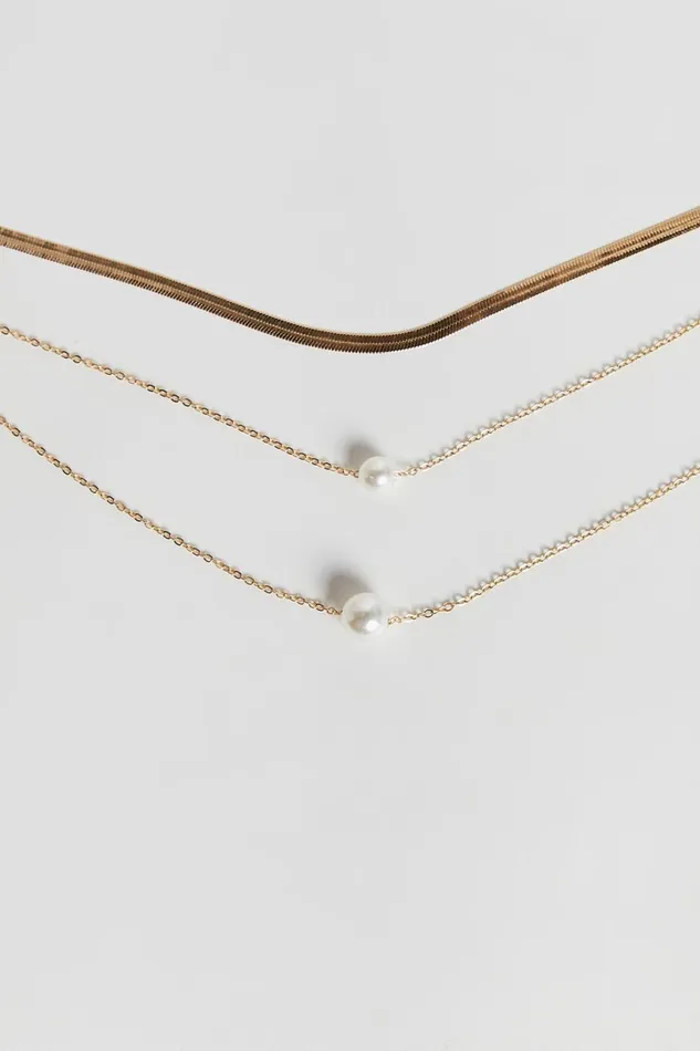 Wilma Necklace 8211 3 Layered Chain and Pearl Pendant Necklace In Gold Women Showpo Necklaces