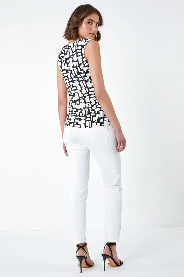Women Black Geometric Asymmetric Neck Stretch Top Roman Tops