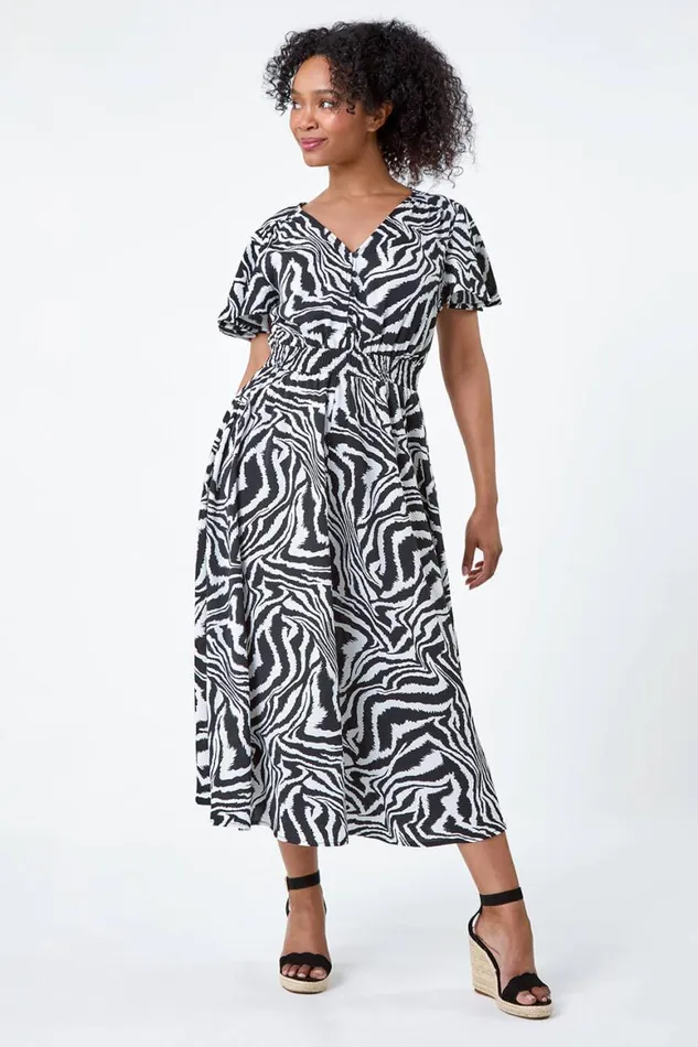 Women Black Petite Animal Print Shirred Midi Dress Roman Dresses
