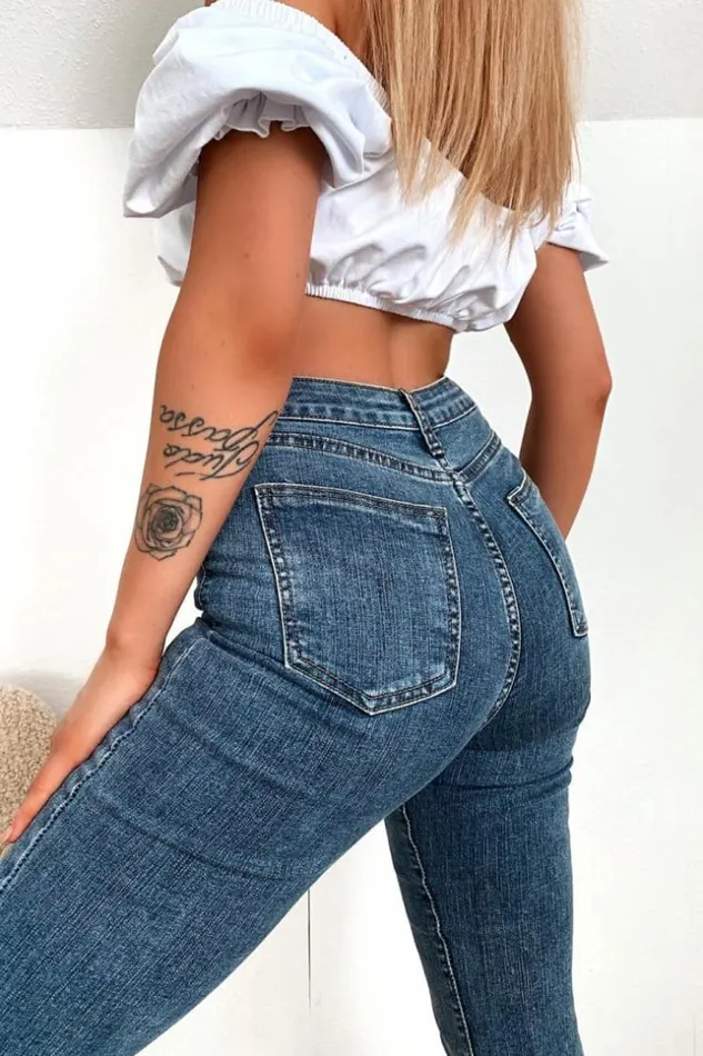 Women Blue Jeans With Split Hem Inside The Ankle Blue Brentiny Paris Jeans