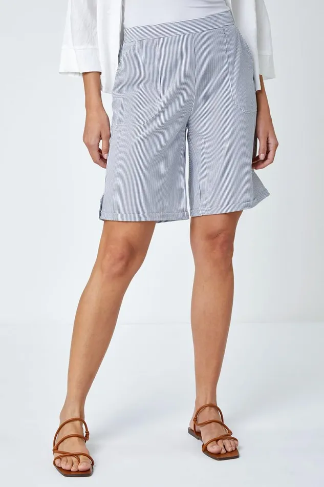 Women Blue Striped Turn Up Elastic Waist Shorts Roman Trousers