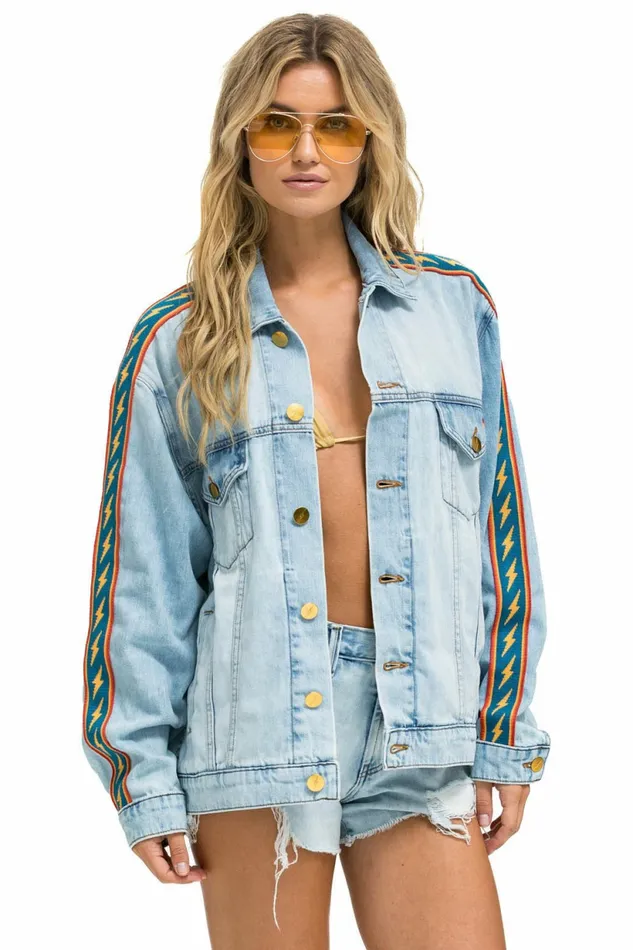Women BOLT STRIPE BOYFRIEND CUTOFF JEAN SHORTS 8211 SUPER LIGHT Aviator Nation Shorts Women BOLT STRIPE BOYFRIEND CUTOFF JEAN SHORTS 8211 SUPER LIGHT Aviator Nation Shorts