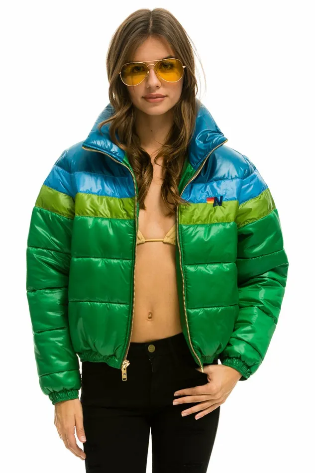 Women COLOR BLOCK LUXE APRES PUFFER JACKET 8211 AMAZON GLOSSY Aviator Nation Outerwear Women COLOR BLOCK LUXE APRES PUFFER JACKET 8211 AMAZON GLOSSY Aviator Nation Outerwear