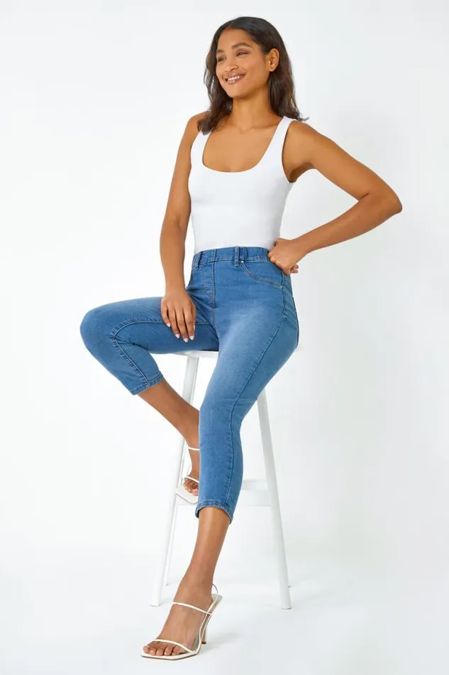 Women Denim Blue Elastic Waist Cropped Denim Jegging Roman Coords