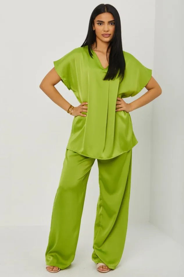 Women Ensemble 2 Pices Blouse Pantalon Satin Vert Green Brentiny Paris Sets With Top Bottoms Women Ensemble 2 Pices Blouse Pantalon Satin Vert Green Brentiny Paris Sets With Top Bottoms