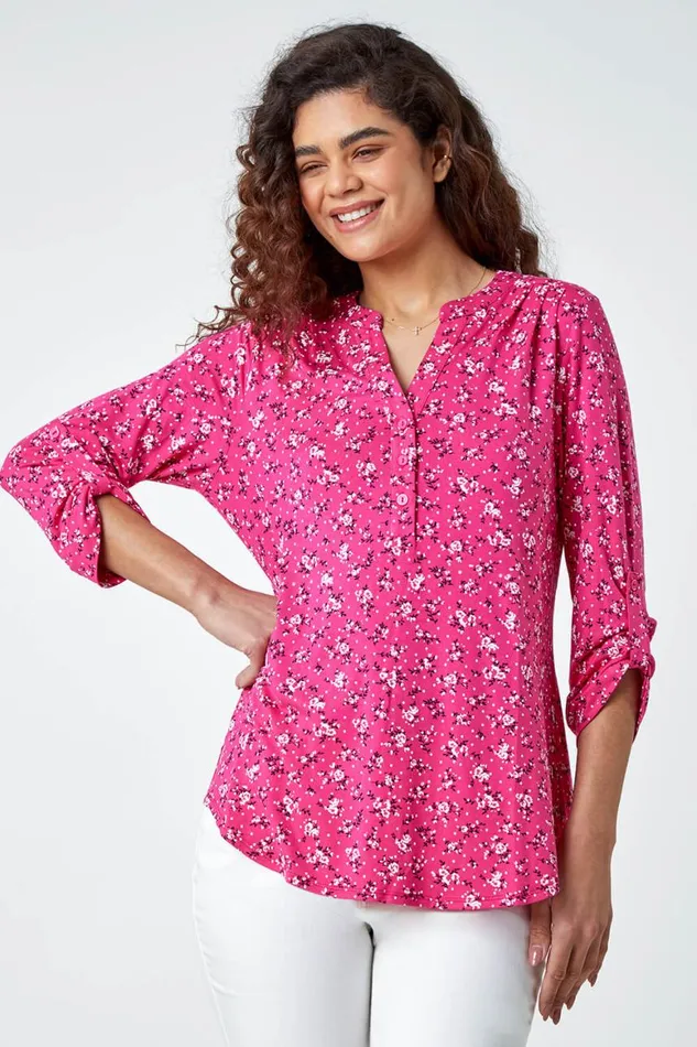 Women Fuchsia Ditsy Floral Notch Neck Stretch Top Roman Tops