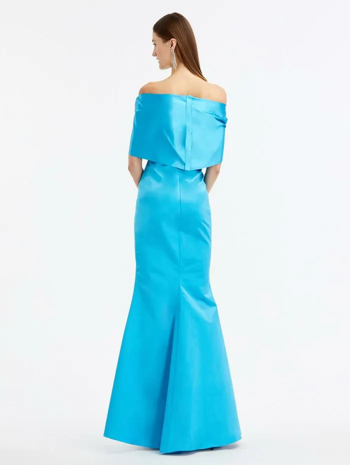 Women Gowns and Caftans Oscar De La Renta Off Shoulder Duchesse Satin Gown Caribbean Women Gowns and Caftans Oscar De La Renta Off Shoulder Duchesse Satin Gown Caribbean