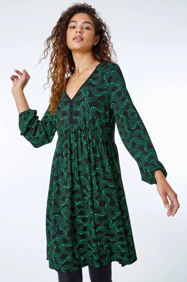 Women Green Abstract Spiral Print Dress Roman Dresses