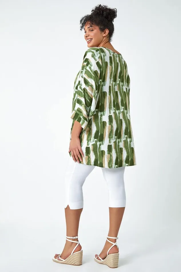 Women Green Curve Dipped Hem Abstract Print Top Roman Tops