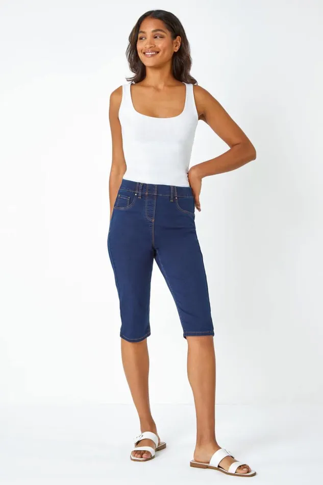 Women Indigo Knee Length Elastic Waist Denim Pedal Pusher Roman Shorts