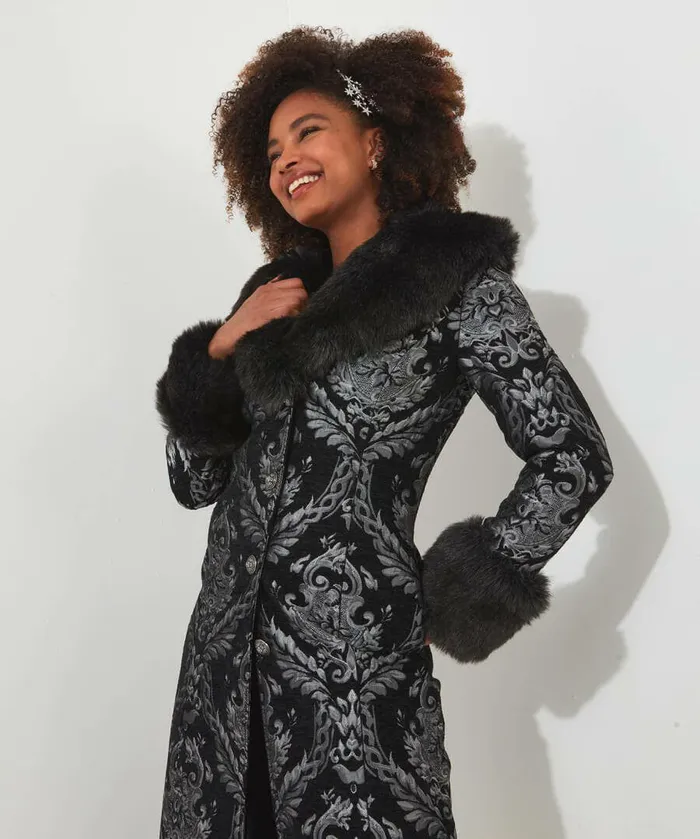 Women Joe Browns Statement Jacquard Coat Blacksilver