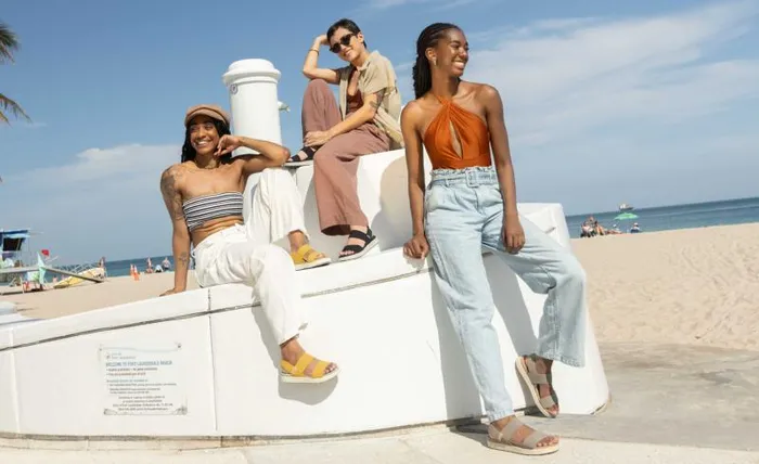 Women KEEN Casual Elle Backstrap Golden YellowStar White Sandal Women KEEN Casual Elle Backstrap Golden YellowStar White Sandal