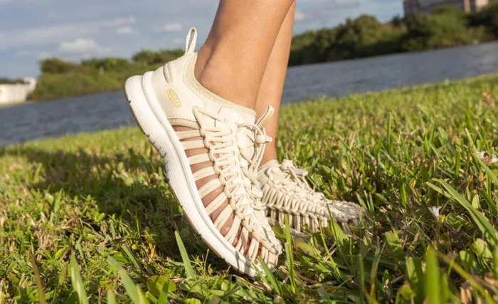 Women KEEN Sandals UNEEK O3 BirchStar White Sandal Women KEEN Sandals UNEEK O3 BirchStar White Sandal