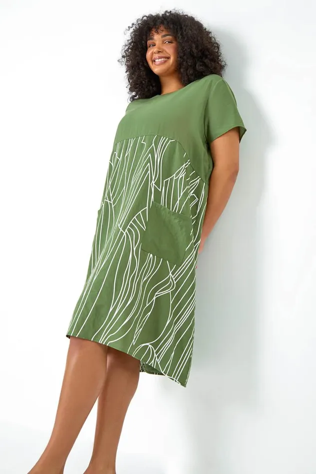 Women Khaki Curve Contrast Print Pocket TShirt Dress Roman Dresses