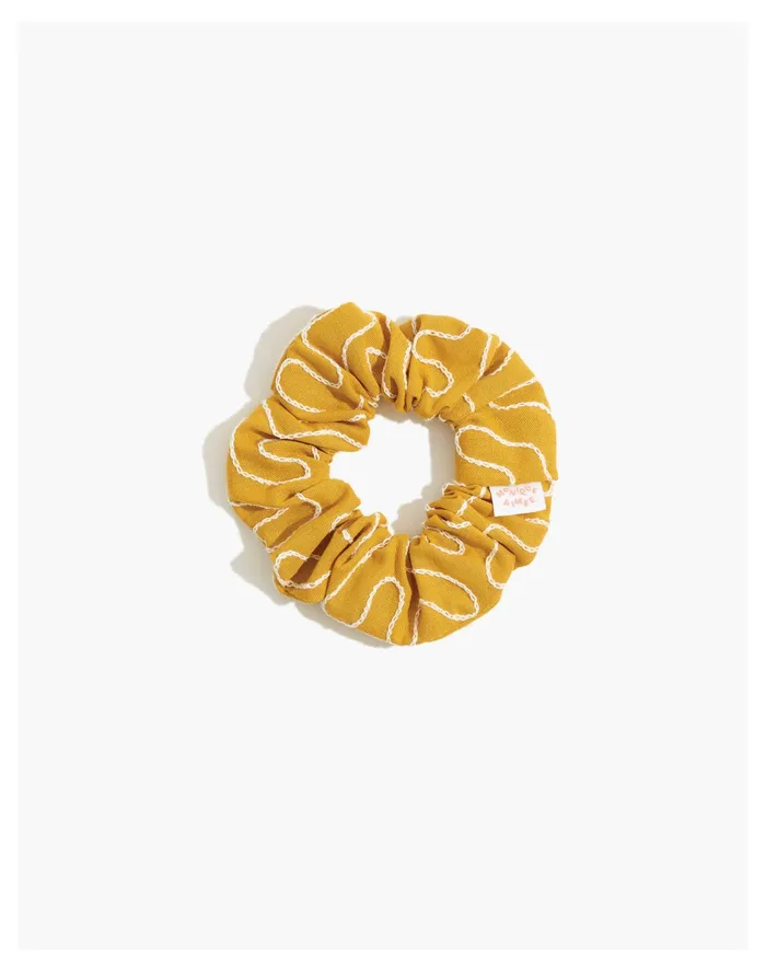 Women Monique Aimee Chain Stitched Scrunchie Pale Chamois Madewell Hair Accessories