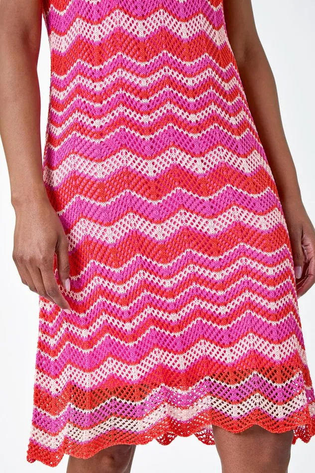 Women Pink Zig Zag Print Knitted Shift Dress Roman Dresses