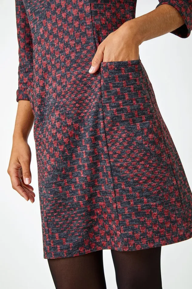 Women Red Abstract Check Print Shift Stretch Dress Roman Dresses