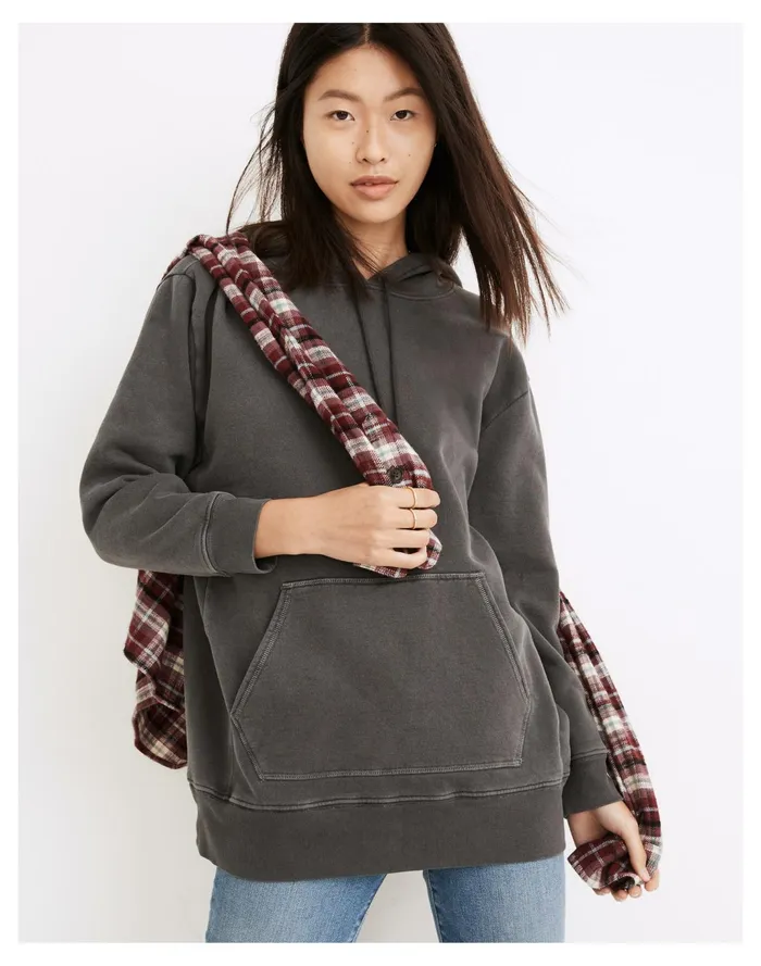 Women Rivet and Thread Garment Dyed Oversized Hoodie Sweatshirt Coal Madewell Sweatshirts and Sweatpants Women Rivet and Thread Garment Dyed Oversized Hoodie Sweatshirt Coal Madewell Sweatshirts and Sweatpants