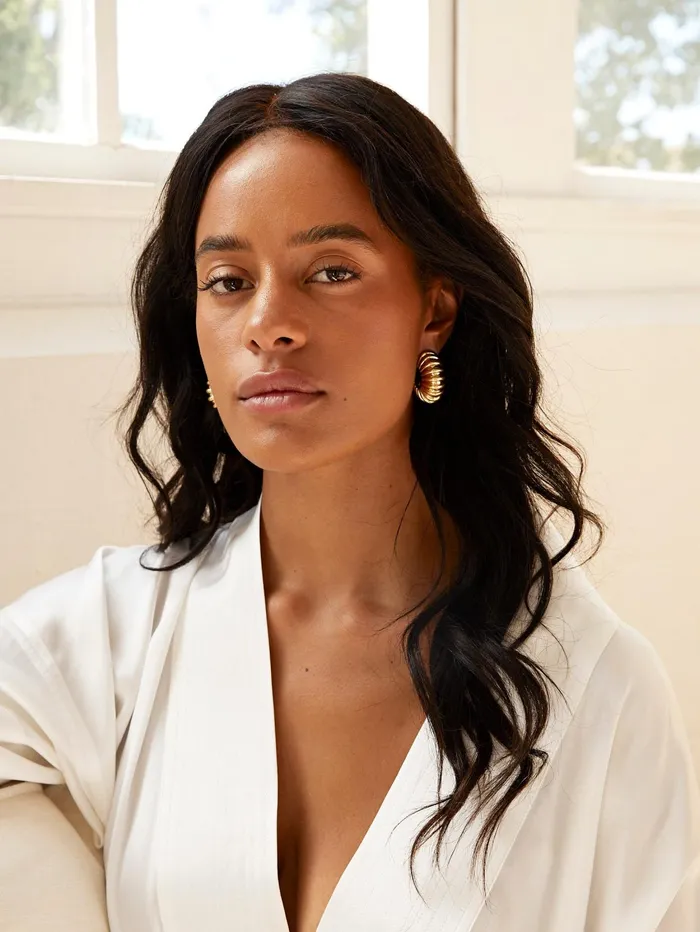 Women RYLAN 8211 Ribbed Statement Hoop Earring In Gold The UNDONE Earrings