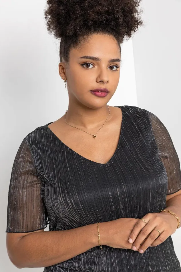 Women Silver Curve Metallic Plisse Top Roman Tops
