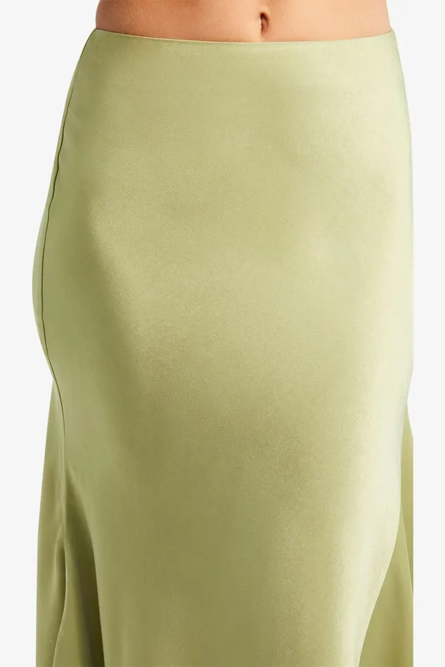 Women Skirts Bardot Isadore Satin Maxi Skirt In Applegreen Applegreen Women Skirts Bardot Isadore Satin Maxi Skirt In Applegreen Applegreen