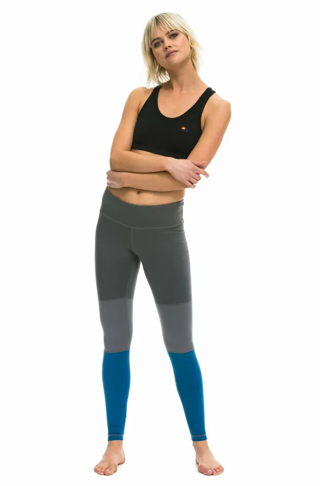 Women SPRINTER FULL LENGTH LEGGINGS 8211 PERISCOPE STEEL CARIBBEAN Aviator Nation Leggings Women SPRINTER FULL LENGTH LEGGINGS 8211 PERISCOPE STEEL CARIBBEAN Aviator Nation Leggings