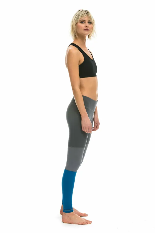 Women SPRINTER FULL LENGTH LEGGINGS 8211 PERISCOPE STEEL CARIBBEAN Aviator Nation Leggings Women SPRINTER FULL LENGTH LEGGINGS 8211 PERISCOPE STEEL CARIBBEAN Aviator Nation Leggings