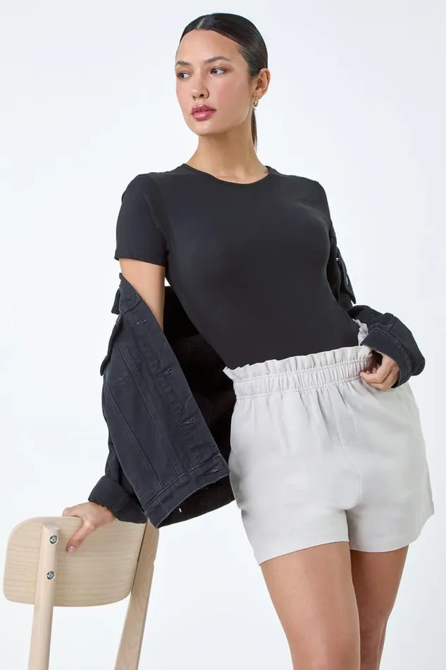 Women Stone Linen Blend Elastic Waist Pocket Shorts Roman Shorts