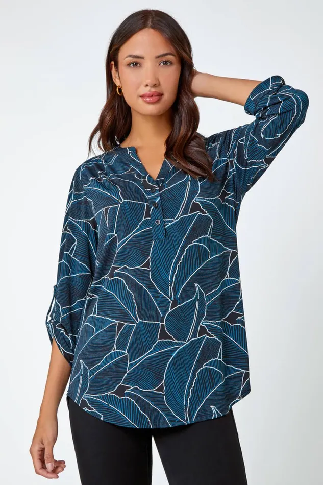 Women Teal Textured Leaf Print Stretch Shirt Roman Tops