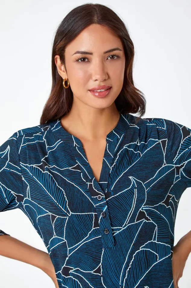 Women Teal Textured Leaf Print Stretch Shirt Roman Tops