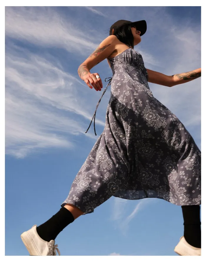 Women Tie Back Button Front Midi Dress In Archival Floral Sunfaded Indigo Madewell Dresses Women Tie Back Button Front Midi Dress In Archival Floral Sunfaded Indigo Madewell Dresses