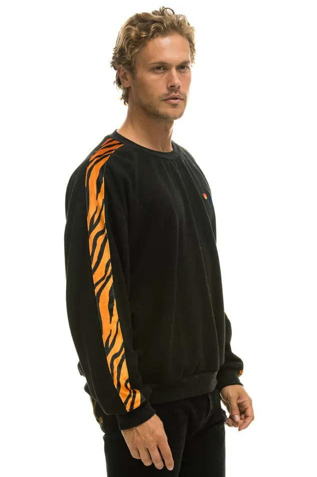 Women TIGER STRIPE RELAXED FIT CREW SWEATSHIRT 8211 BLACK TIGER Aviator Nation UnisexCrewSweatshirt Women TIGER STRIPE RELAXED FIT CREW SWEATSHIRT 8211 BLACK TIGER Aviator Nation UnisexCrewSweatshirt