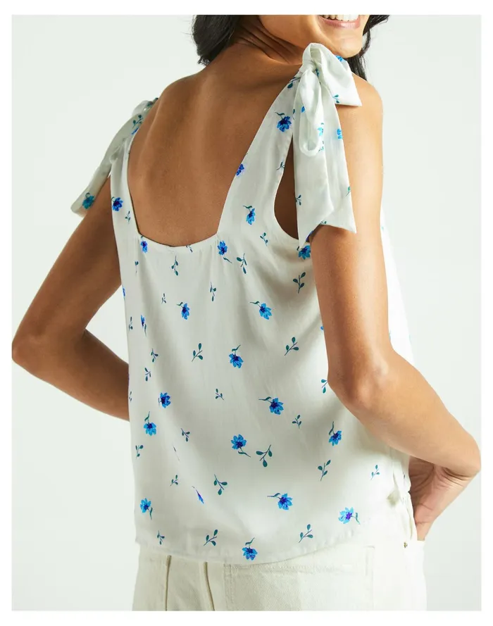 Women X Reistor Tie Up Crop Top Ivory White Madewell Tops and Shirts Women X Reistor Tie Up Crop Top Ivory White Madewell Tops and Shirts