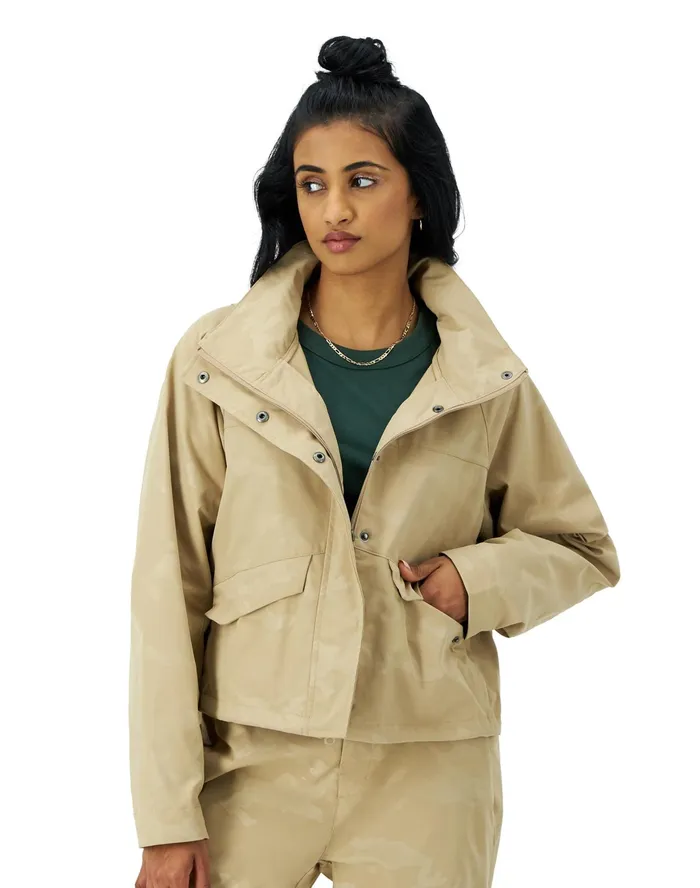 Woven Utility Jacket C Logo Deep Camo Country Walnut Women Champion Jackets