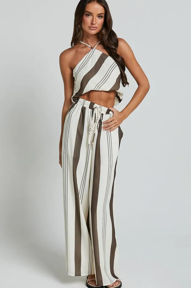 Zahara Pants 8211 High Waisted Relaxed Wide Leg Pants In Choc Stripe Women Showpo Pants Zahara Pants 8211 High Waisted Relaxed Wide Leg Pants In Choc Stripe Women Showpo Pants