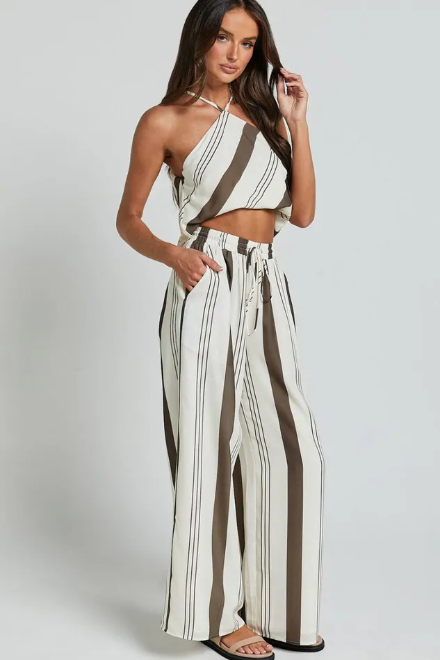 Zahara Pants 8211 High Waisted Relaxed Wide Leg Pants In Choc Stripe Women Showpo Pants